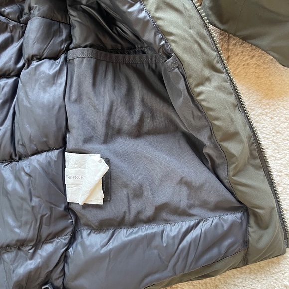 Lululemon Pinnacle Warmth Jacket – Dark Olive, M | Excellent Used Condition - Picture 16 of 16